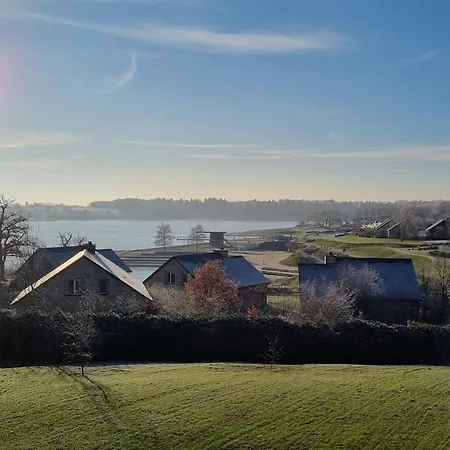 Le Vue Lac, De L'eau D'heure Aldeamento Turístico